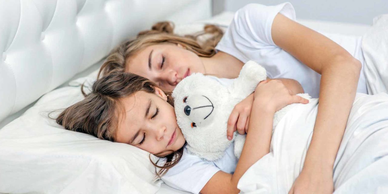 Ab wann müssen Kinder alleine schlafen?