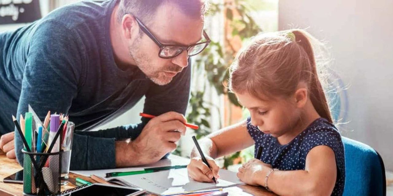 Hausaufgaben Wenn Väter Und Kinder Daran Verzweifeln Papade - 
